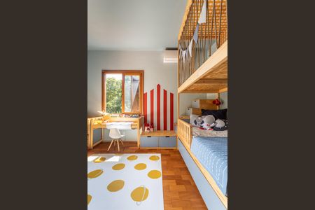 Casa para alugar com 376m², 4 quartos e 5 vagas