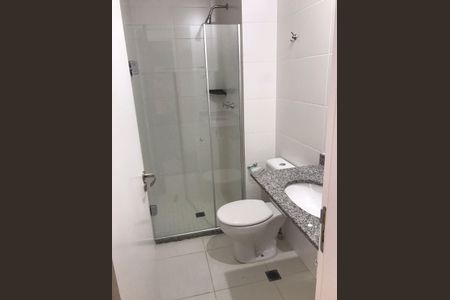 Banheiro de apartamento à venda com 2 quartos, 54m² em Parque Uniao, Jundiaí