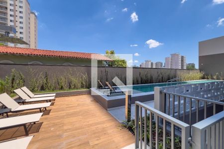 Studio à venda com 34m², 1 quarto e sem vaga Studio à venda com 34m², 1 quarto e sem vagaPiscina