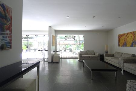 Apartamento à venda com 57m², 1 quarto e sem vagaÁrea Comum - Salão de Festas