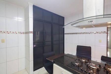 Casa à venda com 225m², 3 quartos e 2 vagasCozinha