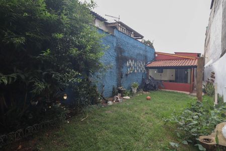 Casa à venda com 225m², 3 quartos e 2 vagasQuintal