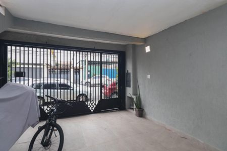 Casa à venda com 225m², 3 quartos e 2 vagasGaragem
