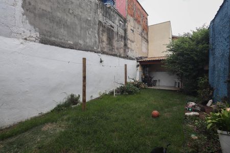 Casa à venda com 225m², 3 quartos e 2 vagasQuintal