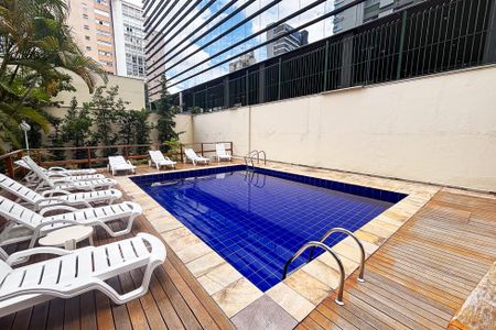 Apartamento à venda com 45m², 1 quarto e 1 vagaPiscina