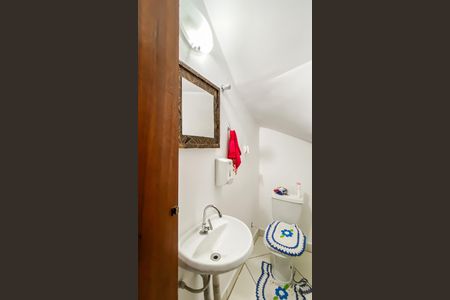 Casa à venda com 110m², 3 quartos e 2 vagasLavabo