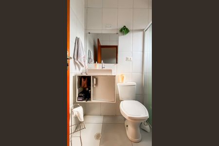 Casa à venda com 110m², 3 quartos e 2 vagasBanheiro da Suíte