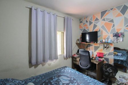 Casa à venda com 446m², 3 quartos e 4 vagas Casa à venda com 446m², 3 quartos e 4 vagasQuarto 2