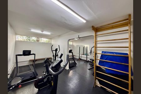 Apartamento para alugar com 85m², 3 quartos e 1 vaga Apartamento para alugar com 85m², 3 quartos e 1 vagaAcademia