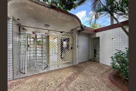 Apartamento para alugar com 85m², 3 quartos e 1 vaga Apartamento para alugar com 85m², 3 quartos e 1 vagaEntrada