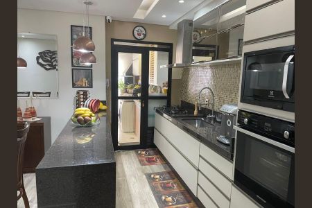 Foto 02 de apartamento à venda com 2 quartos, 61m² em Continental, Osasco