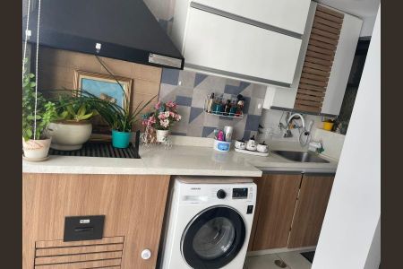 Foto 05 de apartamento à venda com 2 quartos, 61m² em Continental, Osasco