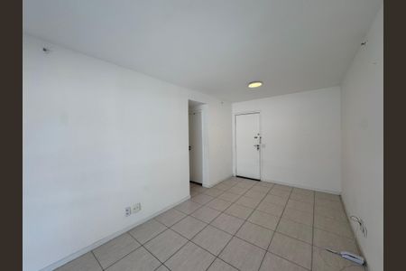 Sala de apartamento para alugar com 1 quarto, 60m² em Recreio dos Bandeirantes, Rio de Janeiro
