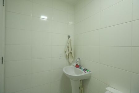 Apartamento para alugar com 41m², 2 quartos e 1 vaga Apartamento para alugar com 41m², 2 quartos e 1 vagaBanheiro