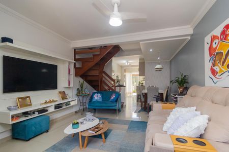 Casa à venda com 2 quartos, 80m² em Guarujá, Porto Alegre