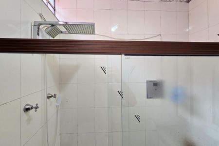 Casa à venda com 125m², 2 quartos e 1 vagaBanheiro Social