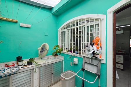 Casa à venda com 125m², 2 quartos e 1 vagaQuintal