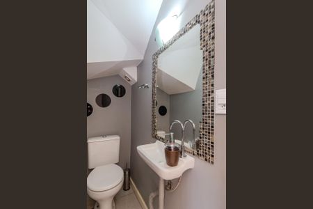 Lavabo de casa à venda com 2 quartos, 94m² em Aberta dos Morros, Porto Alegre