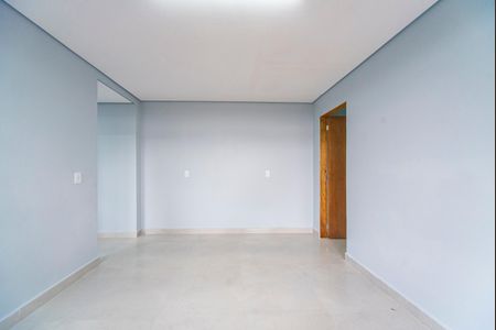 Sala e Cozinha  de casa para alugar com 2 quartos, 48m² em Vila Linda, Santo André