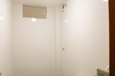 Banheiro de apartamento para alugar com 1 quarto, 60m² em Engenho de Dentro, Rio de Janeiro