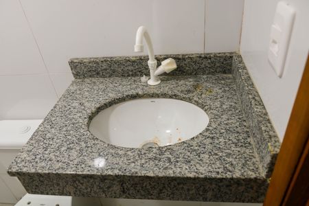 Apartamento para alugar com 60m², 1 quarto e sem vagaBanheiro