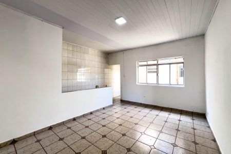 Casa para alugar com 160m², 2 quartos e sem vagaSala