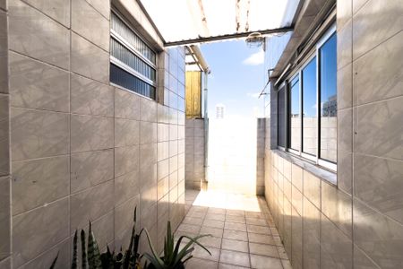 Casa para alugar com 160m², 2 quartos e sem vagaÁrea de serviço 