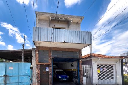 Casa para alugar com 160m², 2 quartos e sem vagaFachada