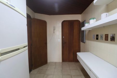 Apartamento para alugar com 104m², 3 quartos e 2 vagas Apartamento para alugar com 104m², 3 quartos e 2 vagasCozinha