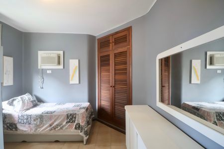 Apartamento para alugar com 104m², 3 quartos e 2 vagas Apartamento para alugar com 104m², 3 quartos e 2 vagasQuarto