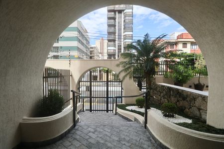 Apartamento para alugar com 104m², 3 quartos e 2 vagas Apartamento para alugar com 104m², 3 quartos e 2 vagasFachada