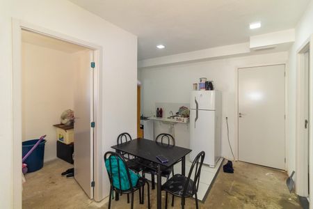 Apartamento à venda com 32m², 2 quartos e sem vaga Apartamento à venda com 32m², 2 quartos e sem vagaSala