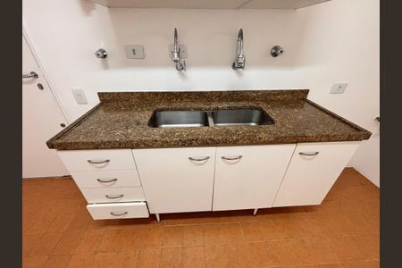 Apartamento à venda com 85m², 3 quartos e 1 vaga Apartamento à venda com 85m², 3 quartos e 1 vagaCozinha