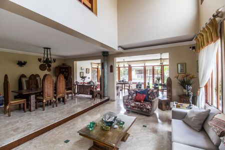 Sala  de casa de condomínio à venda com 4 quartos, 521m² em Residencial Zero (tambore), Santana de Parnaíba