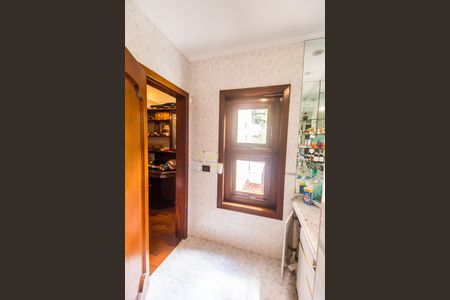 Casa de condomínio à venda com 521m², 4 quartos e 3 vagas Casa de condomínio à venda com 521m², 4 quartos e 3 vagasBanheiro da Suíte