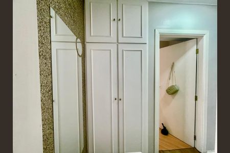 Apartamento à venda com 82m², 3 quartos e 1 vagaArmário