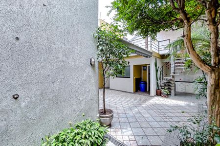 Casa à venda com 240m², 3 quartos e 3 vagasÁrea externa