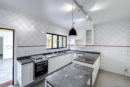 Casa à venda com 240m², 3 quartos e 3 vagasCozinha