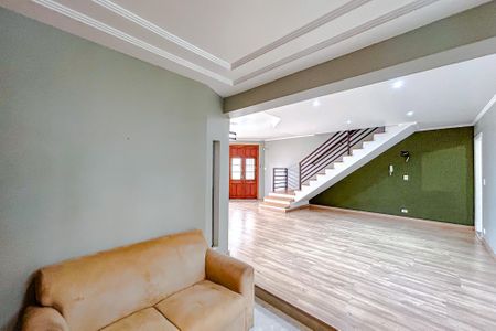 Casa à venda com 240m², 3 quartos e 3 vagasLareira