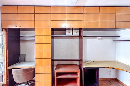 Casa à venda com 240m², 3 quartos e 3 vagasQuarto 2