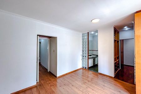 Casa à venda com 240m², 3 quartos e 3 vagasSuíte