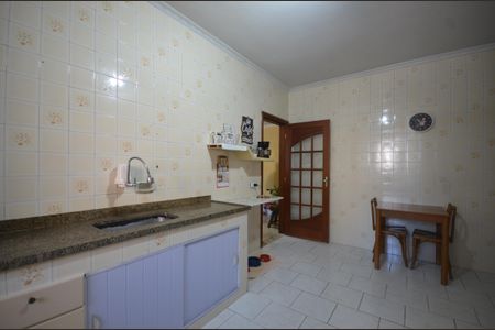 Apartamento para alugar com 134m², 3 quartos e 2 vagasCozinha