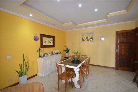 Apartamento para alugar com 134m², 3 quartos e 2 vagasSala