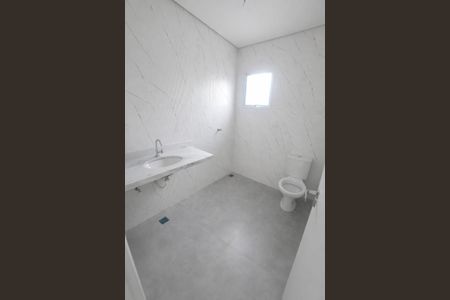 Casa à venda com 130m², 3 quartos e 3 vagas Casa à venda com 130m², 3 quartos e 3 vagasBanheiro da Suíte 1