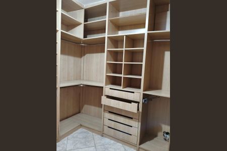 Casa à venda com 103m², 2 quartos e 1 vaga Casa à venda com 103m², 2 quartos e 1 vagaQuarto