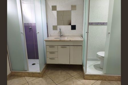 Casa à venda com 103m², 2 quartos e 1 vaga Casa à venda com 103m², 2 quartos e 1 vagaBanheiro