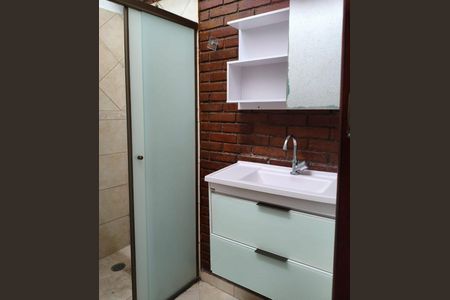 Casa à venda com 103m², 2 quartos e 1 vaga Casa à venda com 103m², 2 quartos e 1 vagaBanheiro