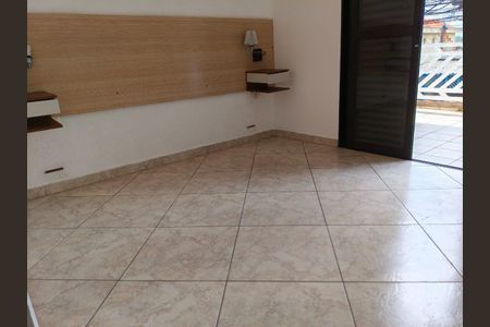 Quarto de casa à venda com 2 quartos, 103m² em Vila Carmosina, São Paulo