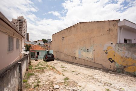 Casa à venda com 60m², 1 quarto e 8 vagas Casa à venda com 60m², 1 quarto e 8 vagasÁREA EXTERNA