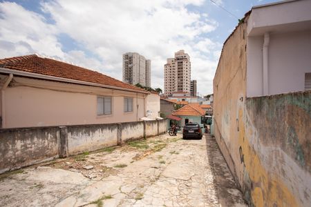 Casa à venda com 60m², 1 quarto e 8 vagas Casa à venda com 60m², 1 quarto e 8 vagasÁREA EXTERNA